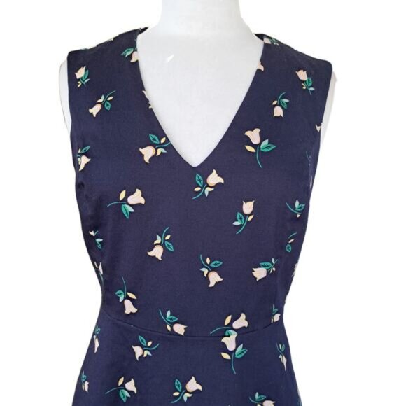 DRAPER JAMES Love Circle Sleeveless Fit & Flare Dress Size 10 Nassau Navy Floral - Picture 4 of 10